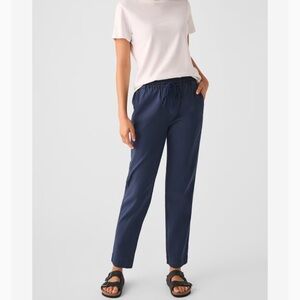 NEW Faherty Women's Essential Travel Pant, Navy, Small